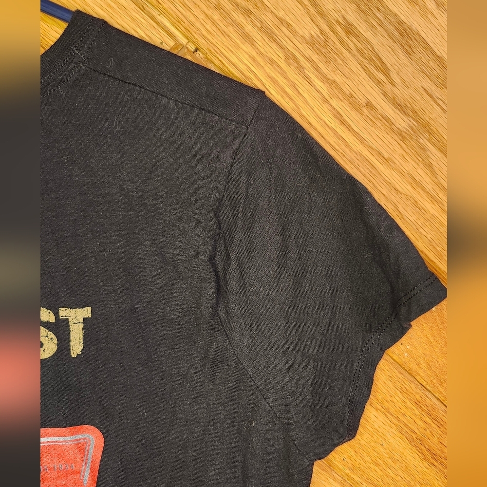 Hanes Nano T Dougfest 2021 Black Graphic Women's Medium Tshirt - Picture 8 of 8